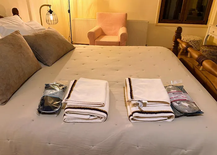 The By Thea Horská chata